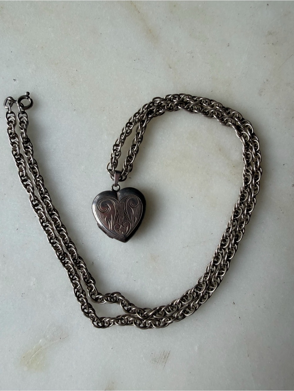 Antique Victorian 925 Silver Heart Shaped Locket and 925 Silver Chain
